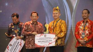 Mendagri Dorong Keseimbangan Pengawasan dan Insentif Daerah
