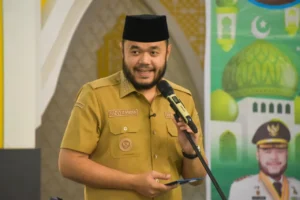 Disdikbud Padang Bantu Dua Siswa Lanjut Sekolah