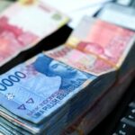 rupiah-tertekan-ke-rp17.596-per-dollar-as-jumat-sore