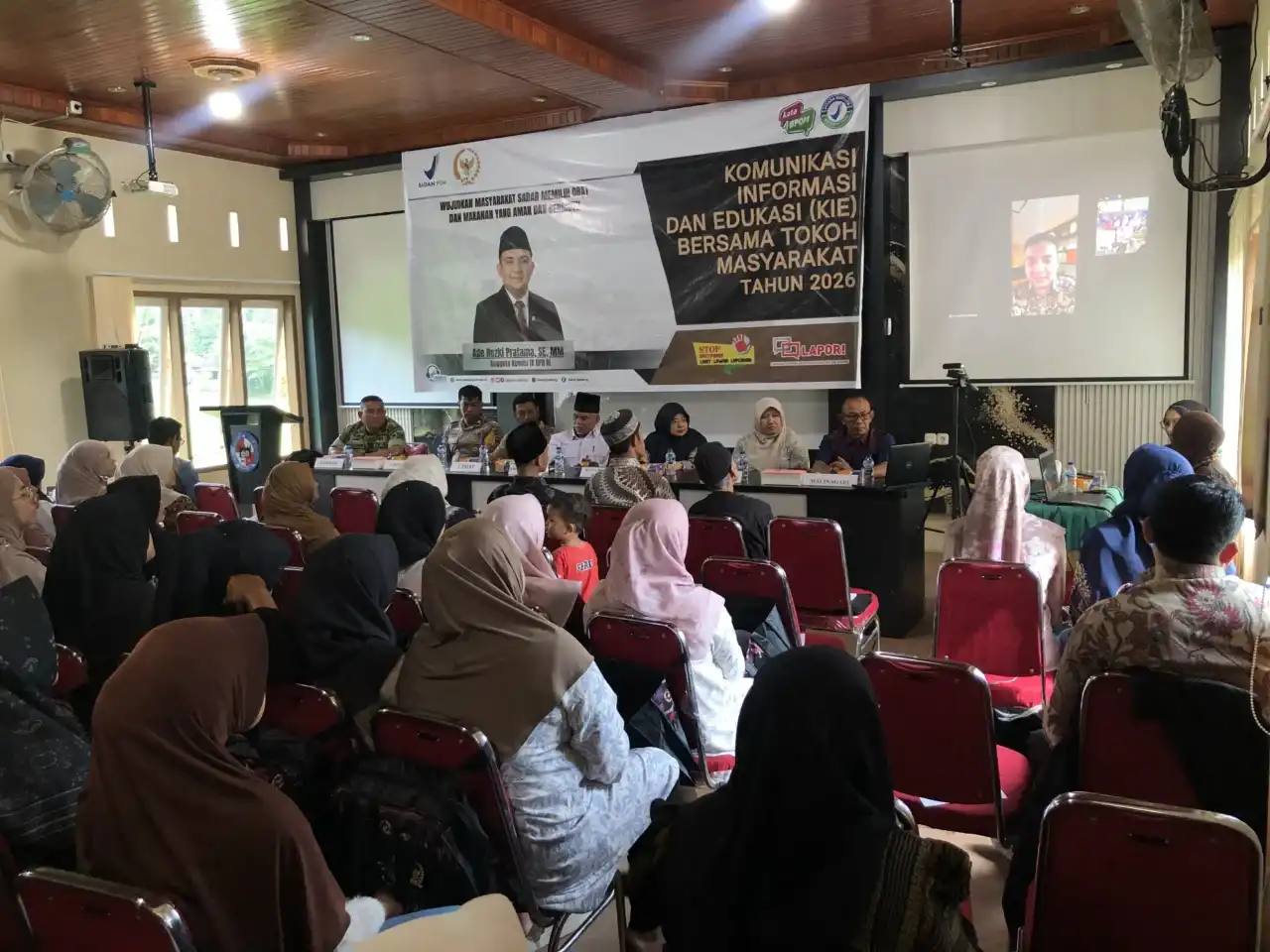 Ade Rezki Pratama dan BBPOM Edukasi Warga Limapuluh Kota