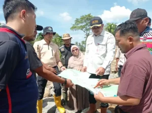 Pemko Padang Salurkan Bantuan Darurat bagi Warga Terdampak Banjir