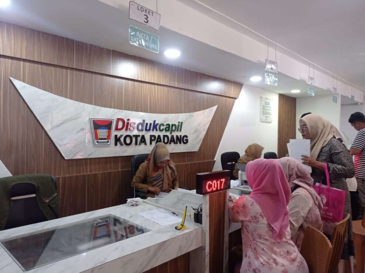 Disdukcapil Padang Percepat Transformasi Layanan Melalui Identitas Kependudukan Digital