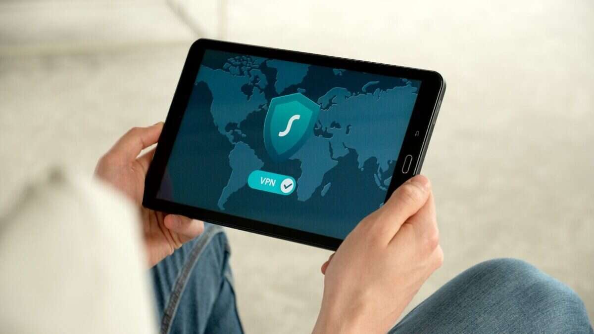 Komisi I DPR Perkuat Tata Kelola Keamanan Ruang Digital Nasional
