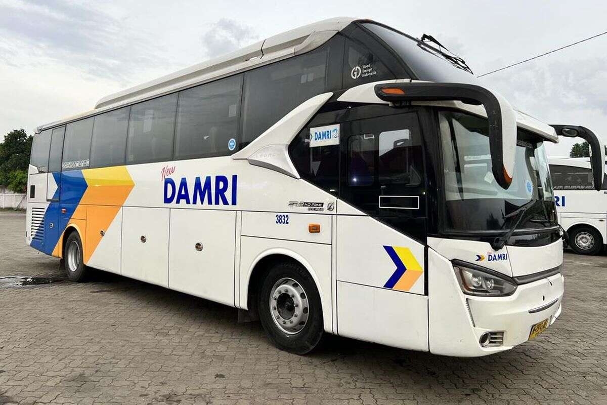 DAMRI Operasikan Sepuluh Bus Baru Lintas Negara Asia Tenggara