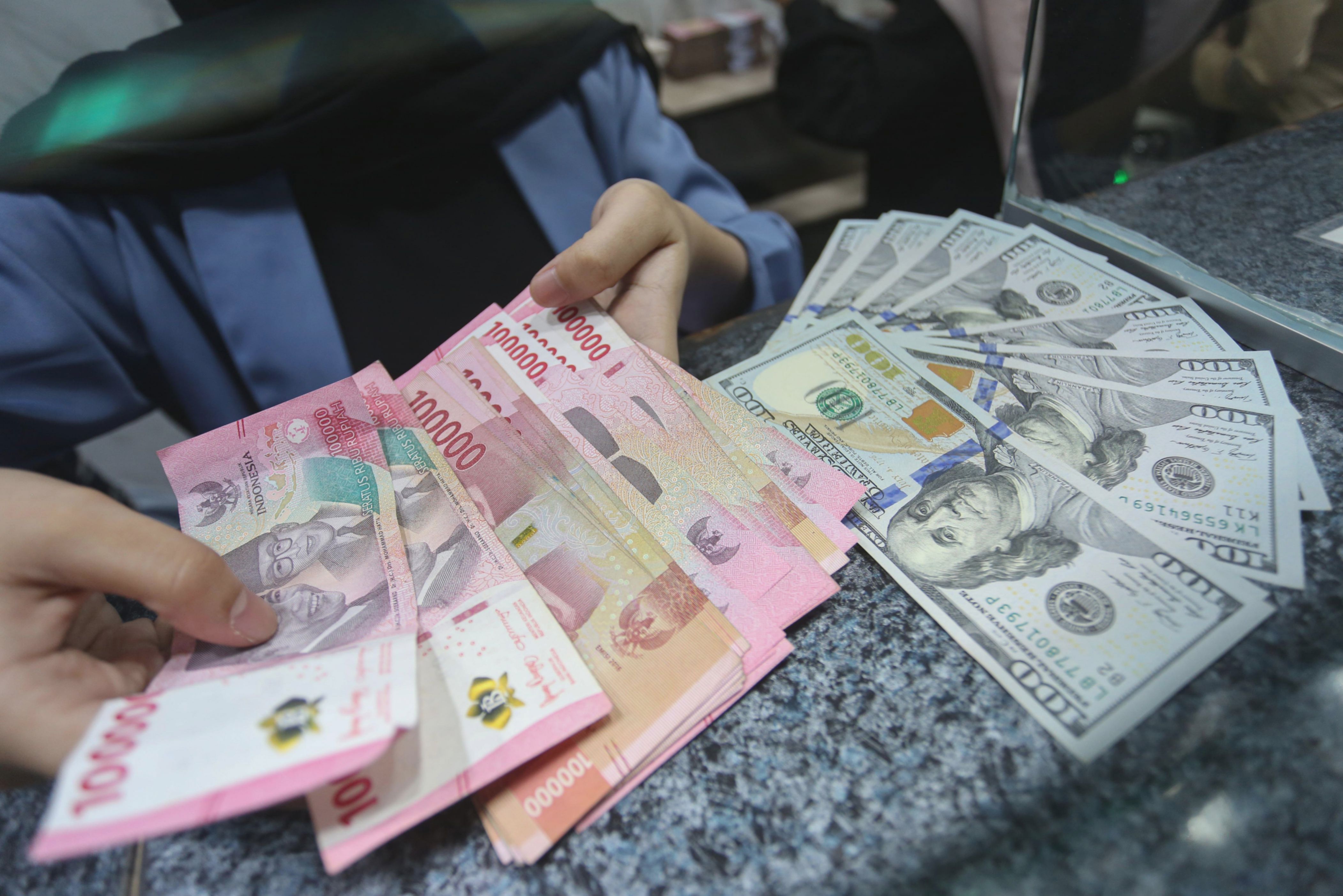BI Optimistis Rupiah Menguat ke Rp16.500 per Dolar AS Tahun Ini