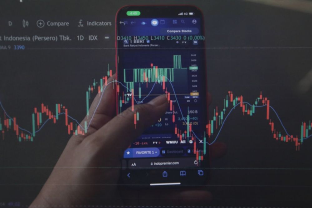 IHSG Terkoreksi, Saham Perbankan Menguat di Tengah Ekspektasi Suku Bunga