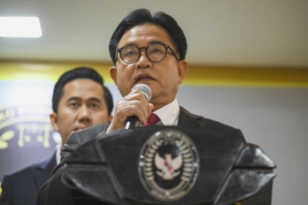 Yusril Tegaskan Pembubaran Nobar Pesta Babi Bukan Arahan Pemerintah
