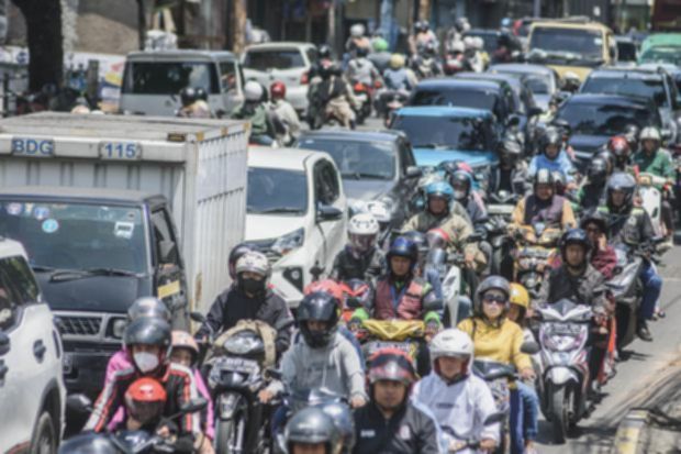 Kualitas Udara Bandung Memburuk, Warga Diimbau Kembali Kenakan Masker