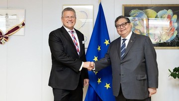 menko-airlangga-targetkan-implementasi-ieu-cepa-pada-awal-2027
