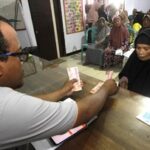 anak-buah-luhut-luruskan-rencana-bansos-tunai-rp5,4-juta-per-orang