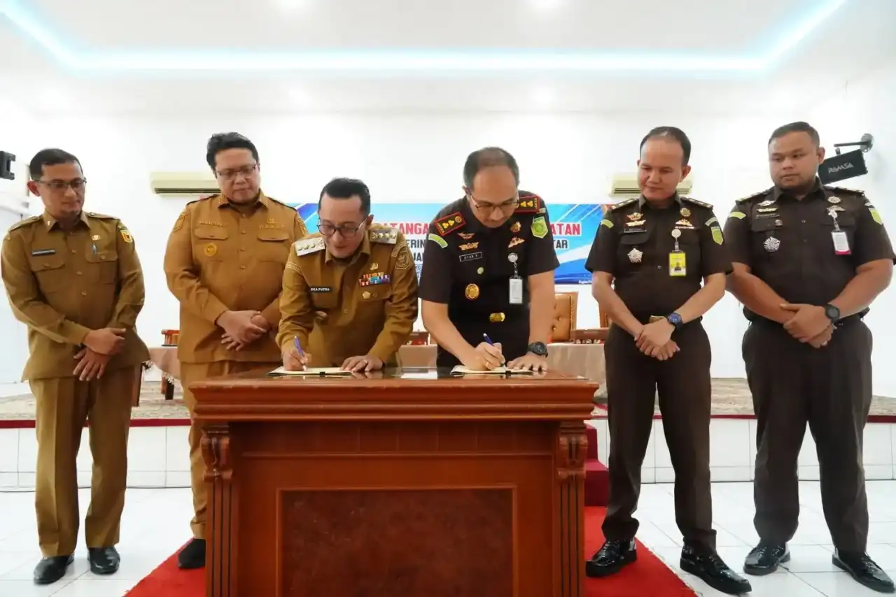 Pemkab Tanah Datar Perkuat Sinergi Hukum Bersama Kejaksaan Negeri
