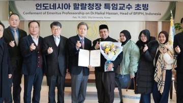 Silla University Anugerahkan Gelar Profesor Kehormatan kepada Haikal Hasan