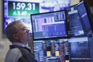 Wall Street Beragam, Saham Alphabet Seret Pelemahan S&P 500 dan Nasdaq