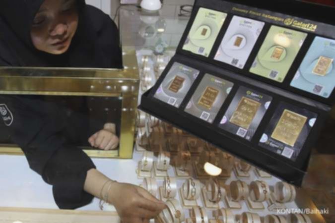 Ekspektasi Suku Bunga Tinggi Tekan Potensi Kenaikan Harga Emas