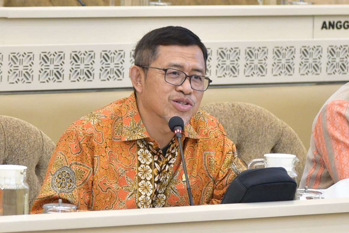 Aher Dukung Penghentian Praktik Fotokopi KTP demi Keamanan Data