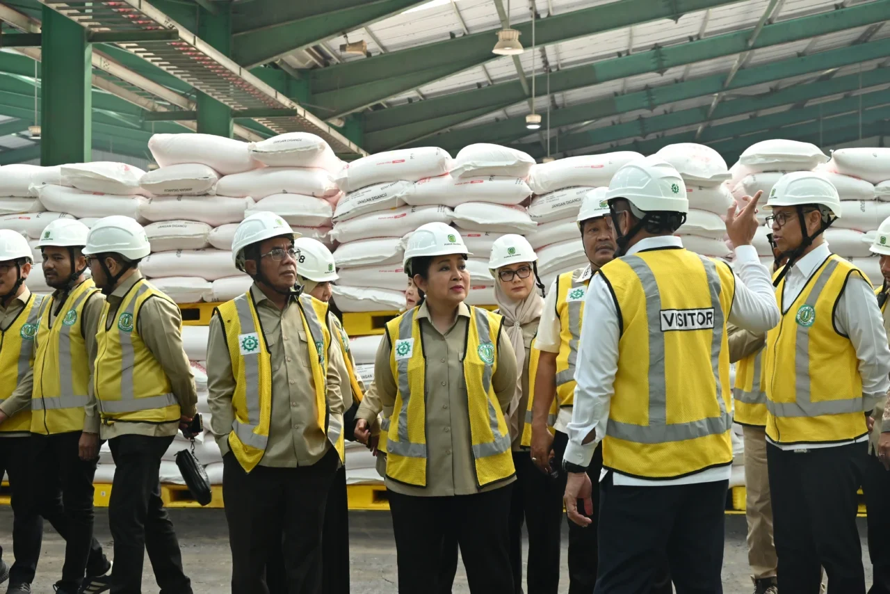Pemerintah Pangkas Aturan Birokrasi demi Percepat Distribusi Pupuk