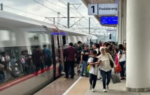 KCIC Tambah Perjalanan Whoosh Selama Arus Balik Liburan