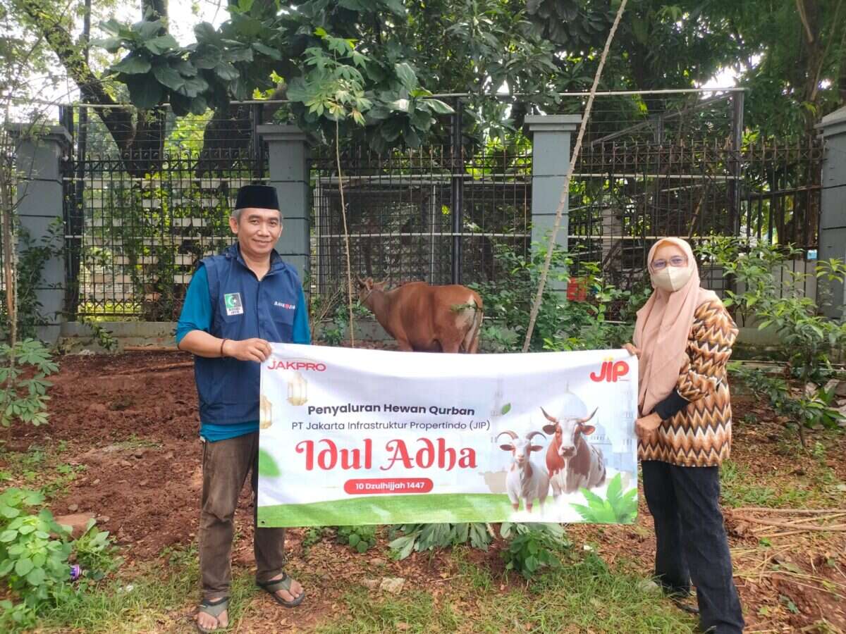 JIP Salurkan Hewan Kurban ke Berbagai Wilayah di Jakarta