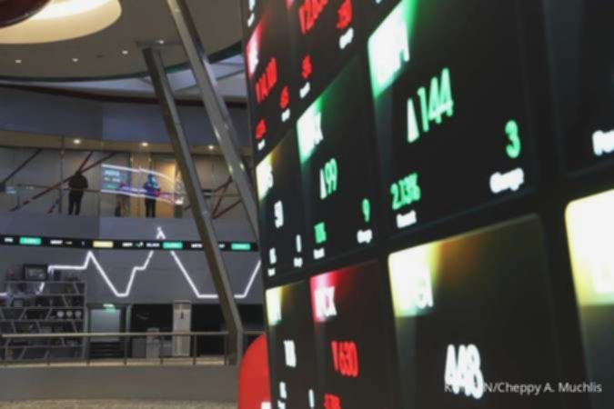 Cermati Rekomendasi Teknikal Saham INDY, BBCA, dan DSSA Hari Ini