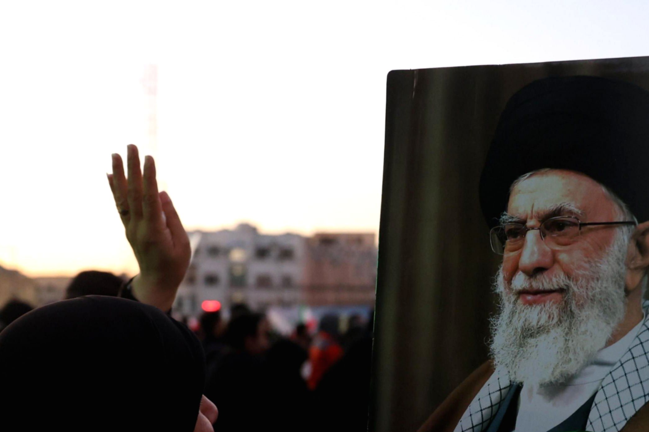 Iran Mulai Prosesi Pemakaman Ayatollah Ali Khamenei Selama Sepekan