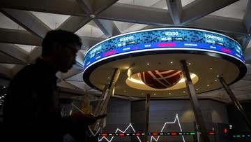IHSG Melemah Merespons Kabar Pengunduran Diri Gubernur Bank Indonesia