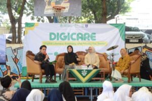 Dosen dan Mahasiswa Ilkom UMJ Tingkatkan Literasi Digital Siswa DIGICARE