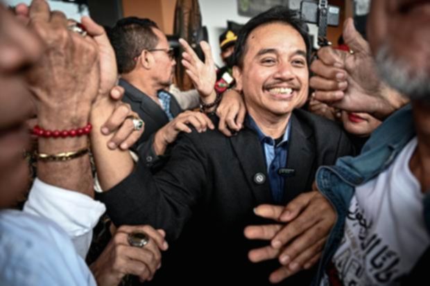 Hakim Kabulkan Sebagian Praperadilan Roy Suryo, Ini Pertimbangan Hukumnya