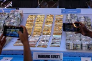 Polri Gandeng FBI Uji Keaslian Mata Uang Asing Kasus Febrie Adriansyah