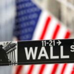 Wall Street Menguat, Optimisme Kinerja Microsoft Redam Kekhawatiran Belanja AI
