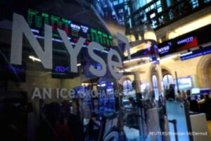 Wall Street Bergerak Stabil Menanti Debut Perdana SK Hynix
