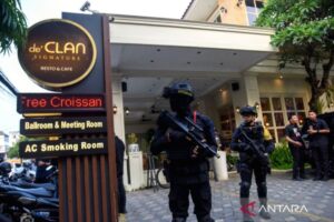Polri Sita Uang Rp67 Miliar dari Hasil Penggeledahan di Jakarta Selatan