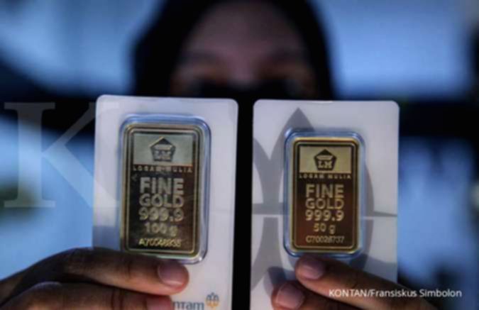Harga Emas Antam Hari Ini Turun Rp14.000 per Gram