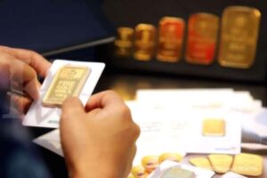 Harga Emas Antam Diproyeksi Bergerak di Rentang Rp 2,44 Juta-Rp 2,74 Juta