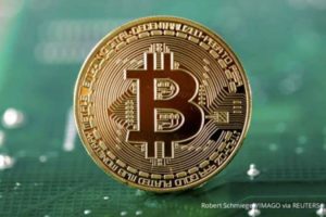 Standard Chartered Proyeksikan Harga Bitcoin Lampaui Target US$ 100.000