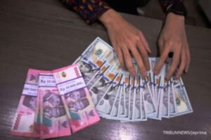 Data NFP AS Melemah, Rupiah Diproyeksi Bergerak di Rp17.650–Rp18.100