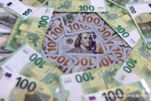 Dolar AS Melemah Usai Data Tenaga Kerja Picu Spekulasi Suku Bunga
