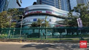 Pengelola Ungkap Alasan Pemasangan Pagar Tinggi di Mal