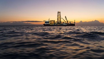 Harga minyak dunia turun usai Trump tunda serangan Iran