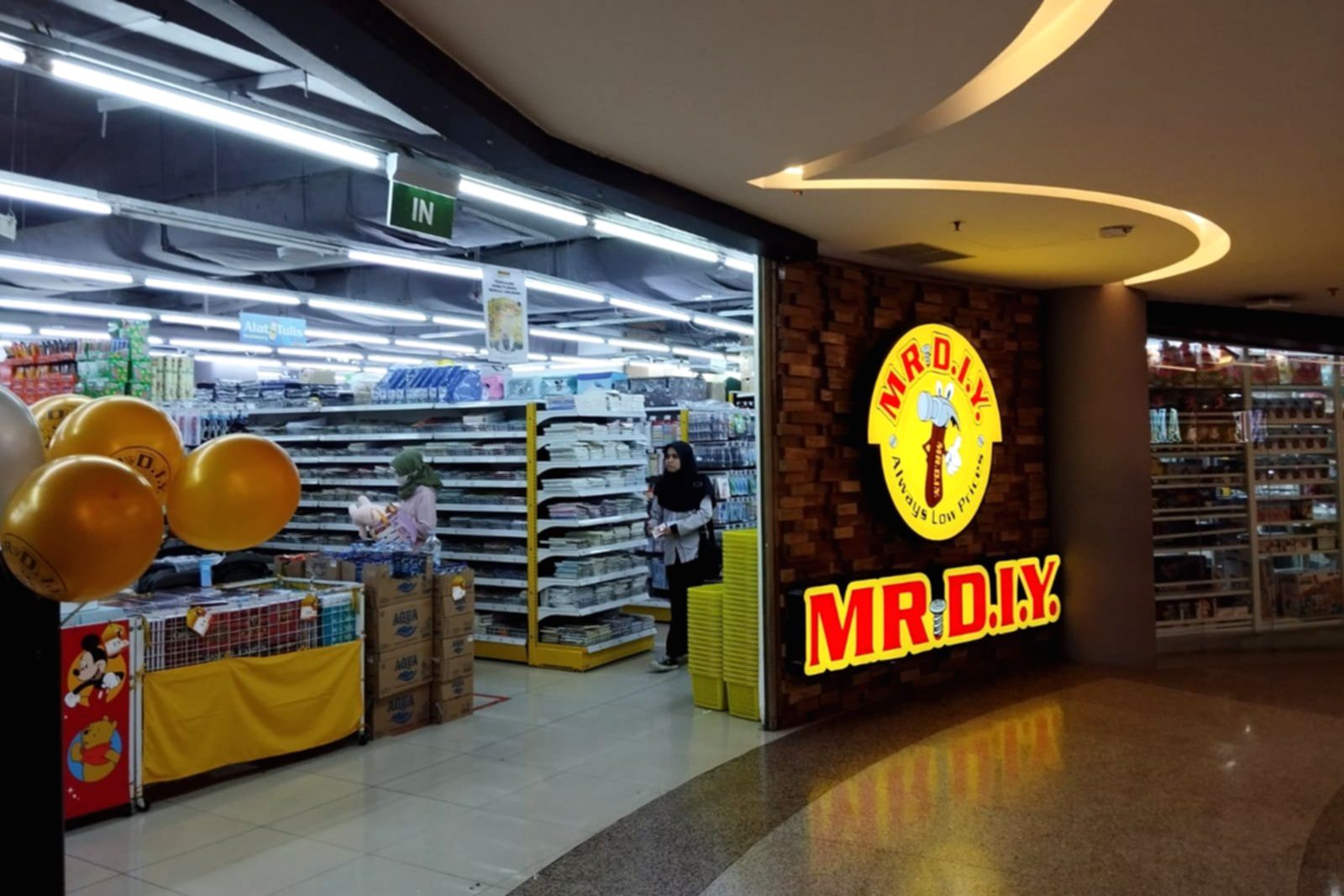 Strategi MR DIY Tetap Ekspansi di Tengah Gejolak Ekonomi Global