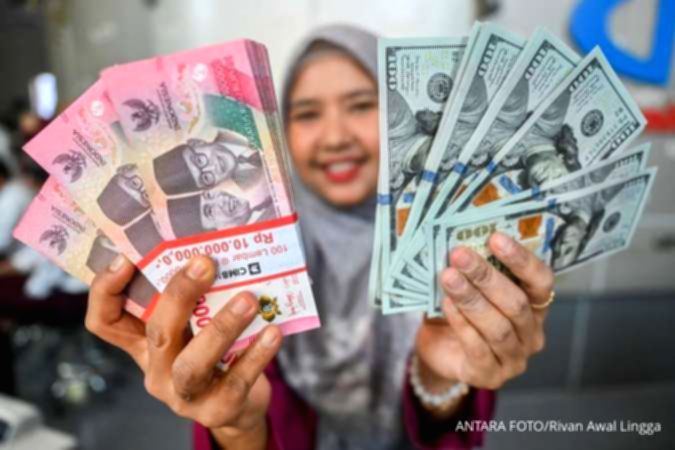 Rupiah Diproyeksi Tertekan, Simak Sentimen yang Membayangi Pekan Depan