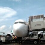 Garuda Indonesia Siapkan Aksi Korporasi, Saham GIAA Melonjak 33%