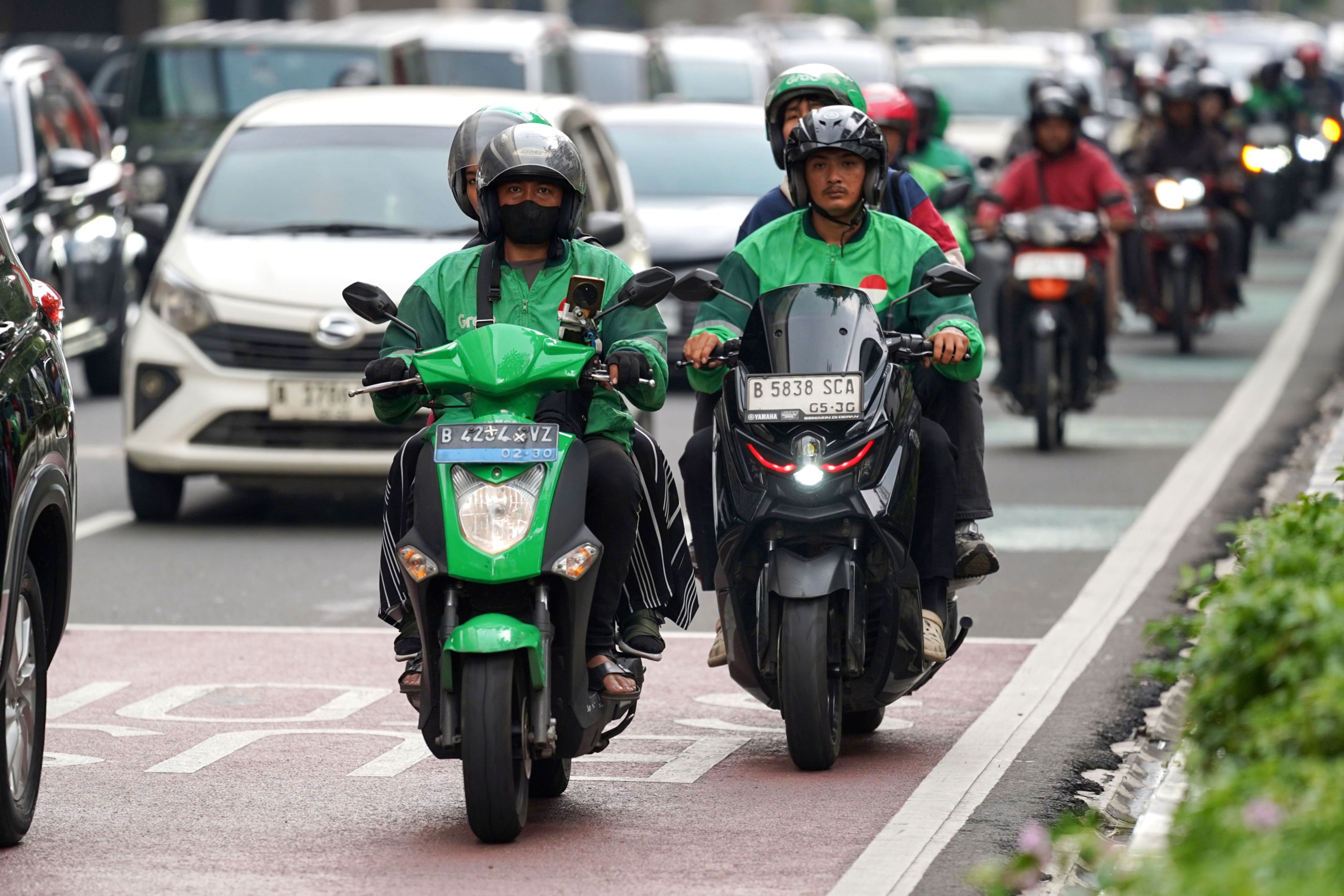 Menhub Tegaskan Perpres Ojol Hanya Atur Layanan Roda Dua
