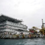 Harga Minyak Turun ke US$ 80 Usai Trump Tawarkan Perundingan Iran