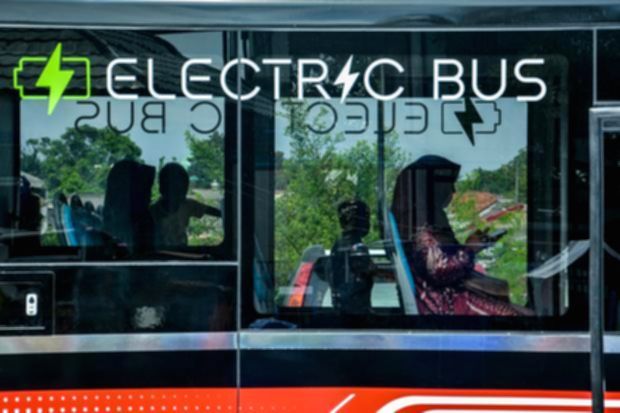IESR: RI Perlu Tiru Skema Pengadaan Massal India Tekan Harga Bus