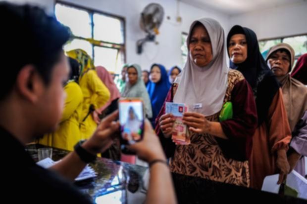 Pemerintah Siapkan Bansos Tunai Rp 5,4 Juta, Simak Rinciannya
