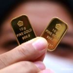 Harga Emas Antam Turun Rp 17.000 Menjadi Rp 1.061.000 Per Gram