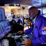 Wall Street Menguat Didorong Saham AI Saat Harga Minyak Turun