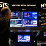 Wall Street Dibuka Menguat Saat Harga Minyak Turun Meredam Inflasi