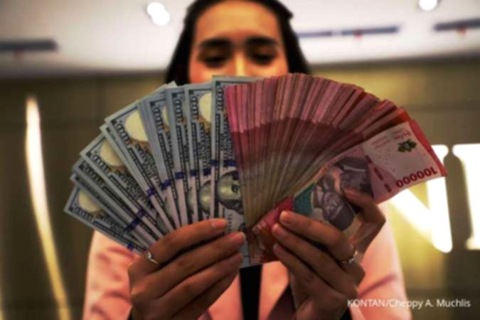 Rupiah Mendekati Rp18.000, Simak Berbagai Risiko yang Perlu Diwaspadai