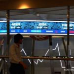 IHSG Ambruk, Investor Asing Lepas Saham Senilai Rp 1,95 Triliun